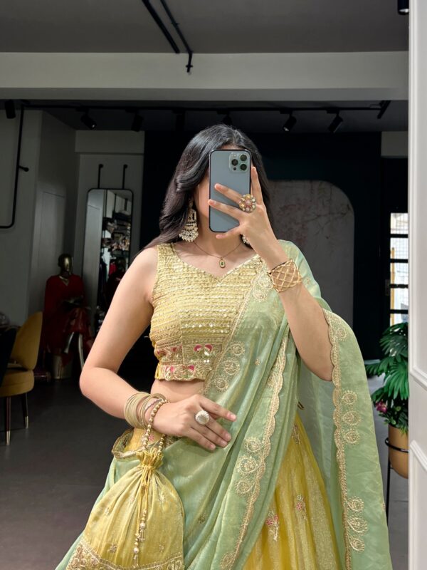 Gallery Thumb